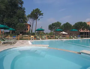 4* Hotel Fattoria Settepassi